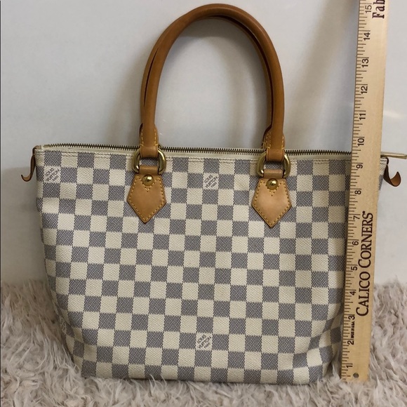 Louis Vuitton Seleya - Picture 8 of 8